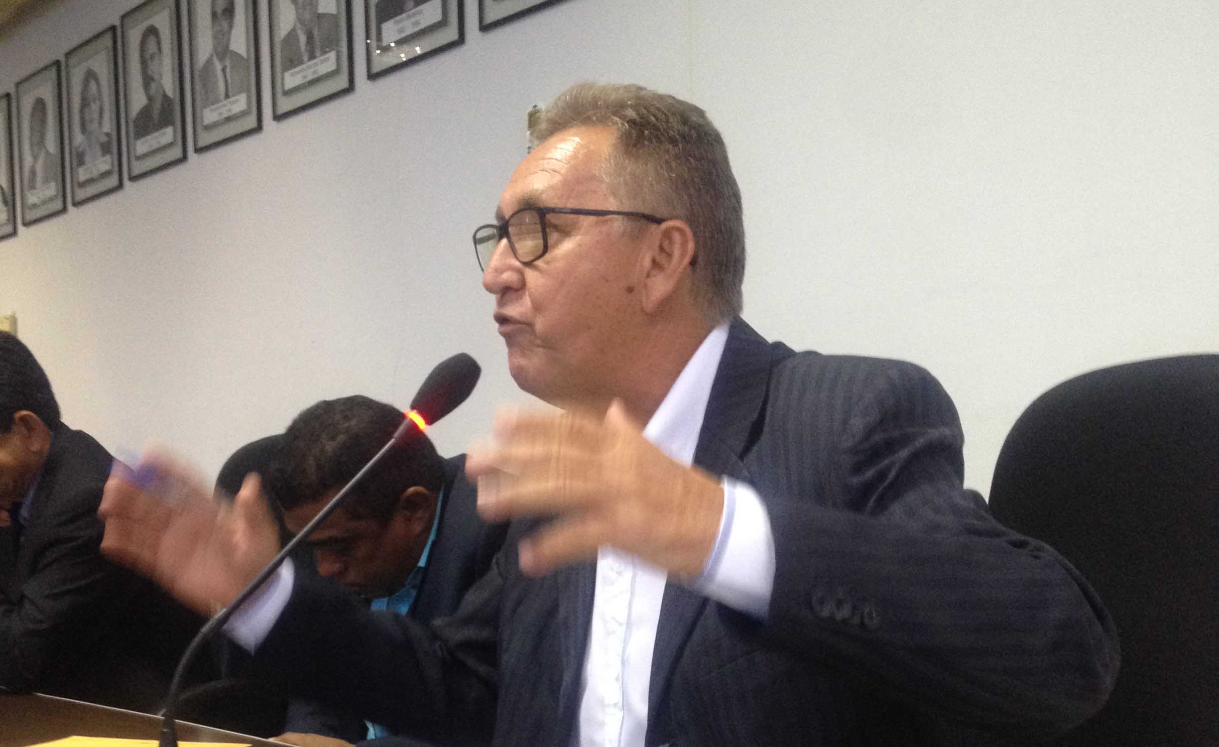 ATIVIDADE PARLAMENTAR