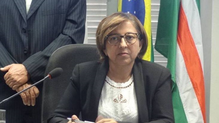 HOMENAGEM ÀS MÃES PELO SEU DIA