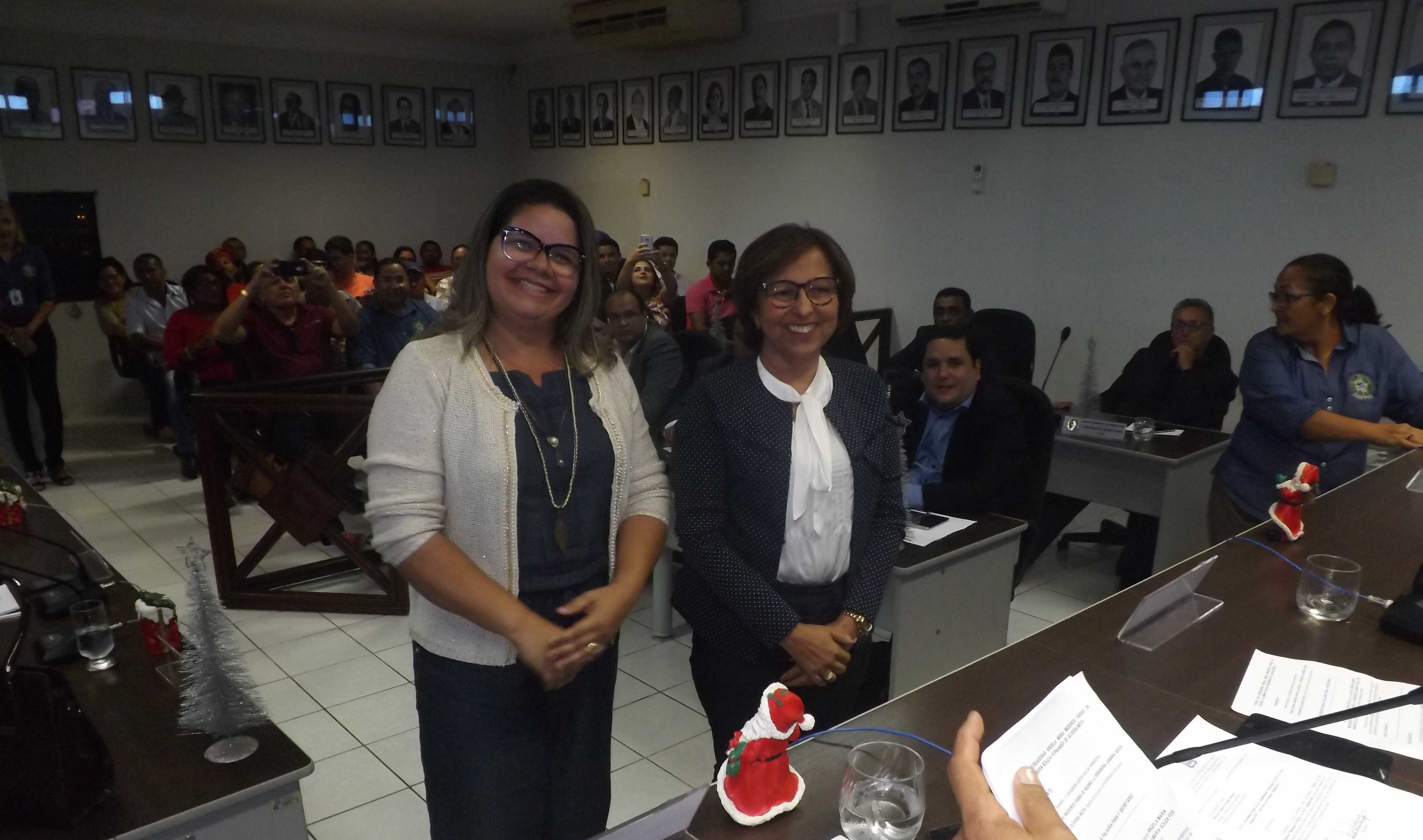 REASSUMINDO OS CARGOS